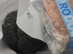 奥利奥咸奶油泡芙-mira甜品屋(财大店)