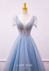 -Lady  Jane高端婚纱礼服馆