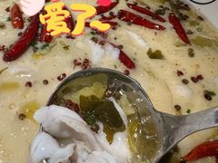 -江渔儿酸菜鱼·拔草餐厅(虎门君乐汇店)