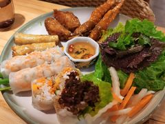 越南小吃拼盘-越美小馆·越南料理(曲江店)