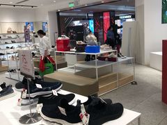 -hotwind热风(喜隆多店)