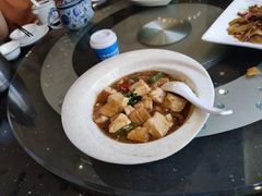冬菇火腩焖山水豆腐-美极鲜食坊(宝安南路店)