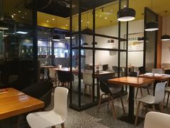 大堂-牛男手造(地铁天虹店)