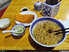 -沪西老弄堂面馆(定西路店)