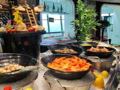 自助取餐区-亚洲国际大酒店·云顶阁旋转自助餐厅