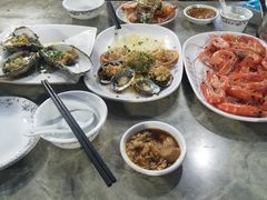 -四川小胡子海鲜(丁村万人海鲜广场店)