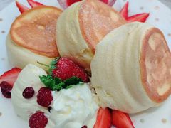 草莓舒芙蕾-娜娜家·Nana's restaurant(国金汇店)