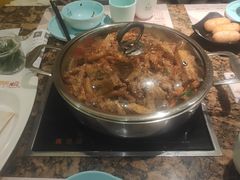 -黄记煌三汁焖锅(银盆岭万达广场店)