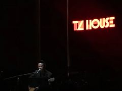 -TZ House音乐现场(来福士中心店)