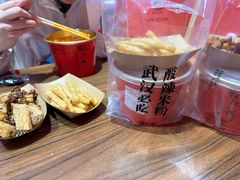 -鹤江桥·红油牛肉粉(SKP店)