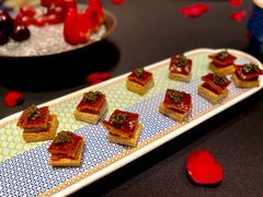 鱼子酱烤鸭-悦江(梅奔中心店)