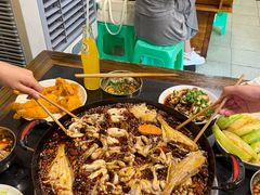 -鸿顺老铁锅美蛙鱼府(解放碑店)