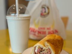 -Bánh Mì Huynh Hoa