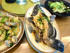 -三姐妹·海鲜大排档