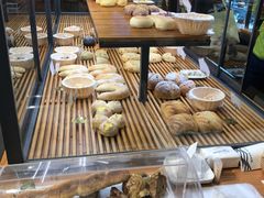 -焙丽拾光(麦凯乐直营店)