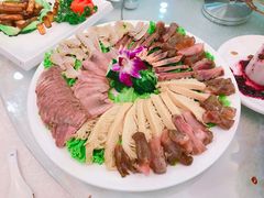 -清真马家美食城•海鲜•青岛菜•火锅(延安三路店)