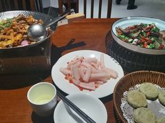 -唐师傅湘西名菜馆(武陵路店)