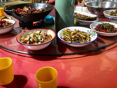 -老三样·美食研究中心(世贸路店)