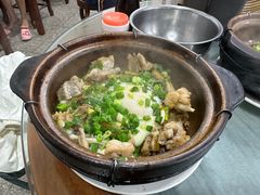-容里煲仔饭(利丰北路店)