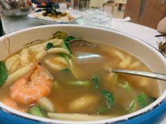 -渔中舟海鲜大排档(普陀沈家门店)