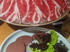-洪氏嗨捞·广东猪肚鸡·椰子鸡火锅(西咸万象城店)