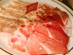三只小猪-伊茉家的烤肉店(勒泰中心店)