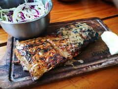 -Ribs & Burgers The Rocks
