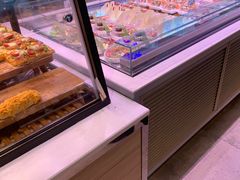 -巴黎贝甜(大宁国际商业广场店)
