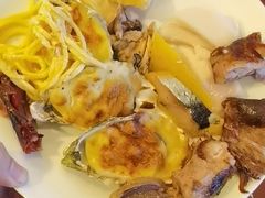 -怡豪大饭店·银顶旋转餐厅