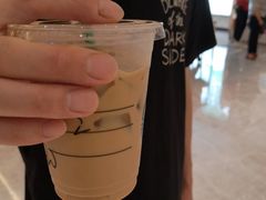 -星巴克(杭州西湖银泰1F店)
