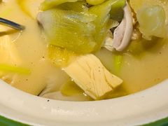 暖心猪肚鸡汤炖汤-潮堂 · 潮州菜(国贸商城店)