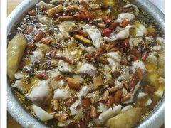 酸菜鱼-黑皮酸菜鱼(三山街店)