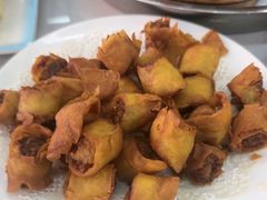 -一口猪海鲜浑锅·东北家常菜