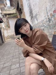 -FRIDAY星期五专业美发沙龙