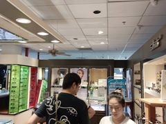 -黄益静眼镜行