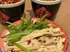-矮子粉店1985·长沙米粉(湘春路店)