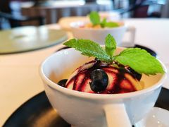 蓝莓豆腐冰淇淋-三号黄浦会Canton Table