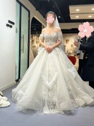 -不晚国际婚纱礼服