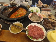 -重庆川渝肥妹火锅