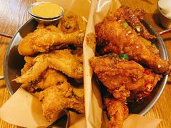 双拼炸鸡-富乐满韩国正宗炸鸡韩国料理(虹泉路店)