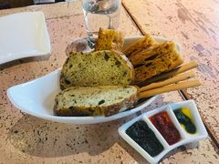 餐前小面包-安妮意大利餐厅(国贸店)