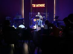 -TZ House音乐现场(来福士中心店)