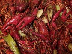 -扒虾小妹儿麻辣海鲜(宏图街店)