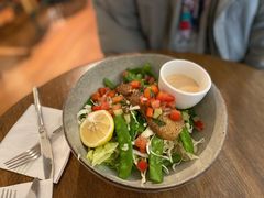 香煎鲷鱼卷心菜麦仁沙拉-BAKER&SPICE(安福路店)