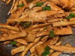 油焖嫩芽竹笋-中8楼风尚云南菜(颐堤港店)