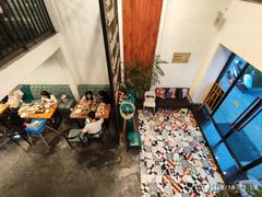 -西堤复合时尚餐厅