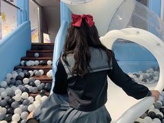 -LED LAND灯堡亲子餐厅(慈溪吾悦广场店)