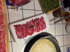 -热火朝天鲜切牛肉火锅(南强街巷店)