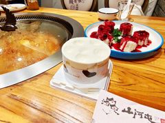 -山河屯铁锅炖鲜鹅·东北菜(开发区一店)