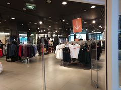 -H&M(鹏欣水游城店)